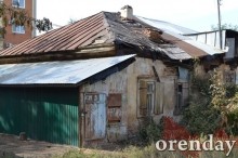 Пожарные спасали административные здания, а не наши дома: погорельцы - о пожаре в центре Оренбурга