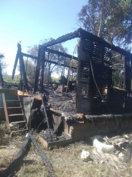 Погорельцам из барака в Оренбурге срочно нужна помощь