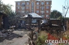 Пожарные спасали административные здания, а не наши дома: погорельцы - о пожаре в центре Оренбурга Пожарные спасали административные здания, а не наши дома: погорельцы - о пожаре в центре Оренбурга