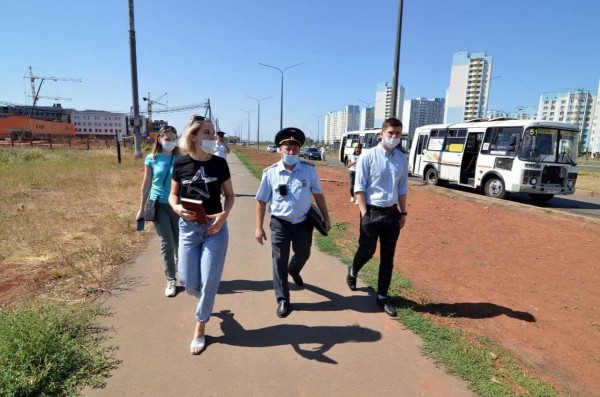 В Оренбурге проверили на безопасность автобусы на маршрутах 67 и 51