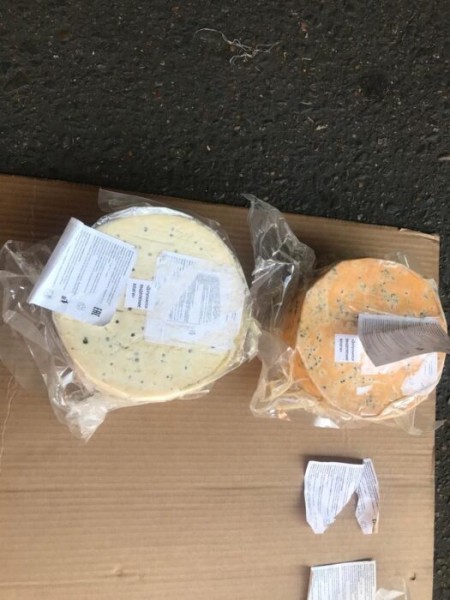 В Оренбург пытались ввести просроченный сыр с голубой плесенью В Оренбург пытались ввести просроченный сыр с голубой плесенью