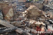 Пожарные спасали административные здания, а не наши дома: погорельцы - о пожаре в центре Оренбурга Пожарные спасали административные здания, а не наши дома: погорельцы - о пожаре в центре Оренбурга