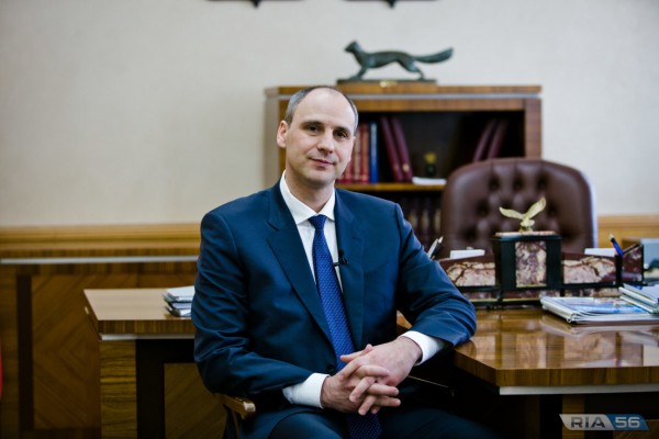 Губернатор Денис Паслер поздравил оренбуржцев с Днем шахтера