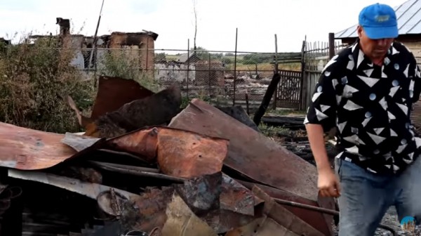 В Кирсаново два инвалида выживают в полуразрушенном доме и с ужасом ждут осени