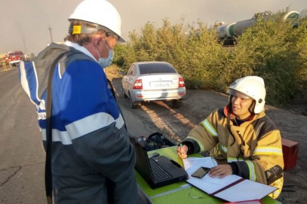 МЧС: Угрозы газзаводу нет