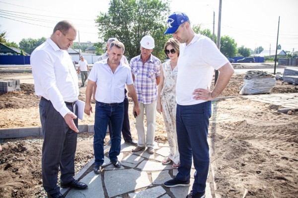 Благоустройство оренбургских территорий в рамках национального проекта "Жилье и городская среда" проверили Денис Паслер и Сергей Салмин