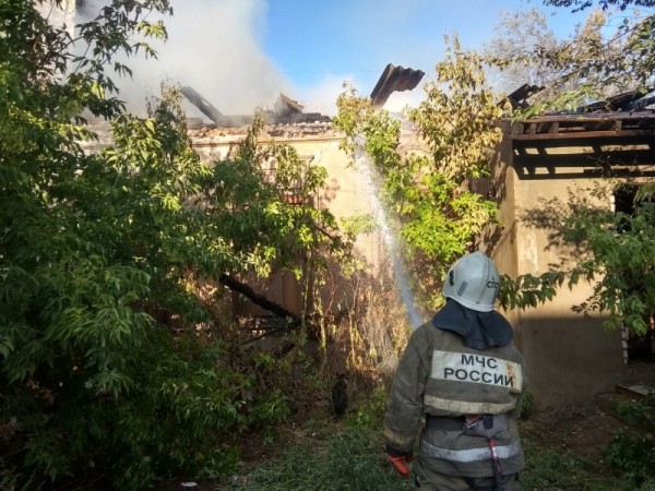 Пожарные спасали административные здания, а не наши дома: погорельцы - о пожаре в центре Оренбурга