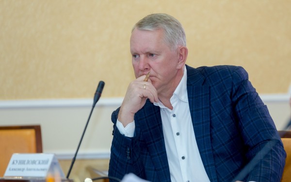 Александр Куниловский: Заксобранию будет не хватать Владимира Фролова в новом созыве