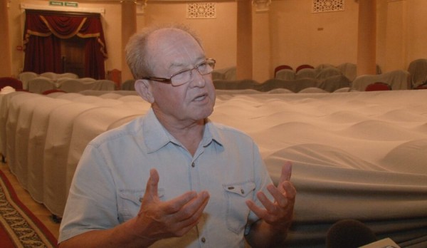 Руководитель Оренбургского театра драмы Рифкат Исрафилов готовится к юбилею Руководитель Оренбургского театра драмы Рифкат Исрафилов готовится к юбилею