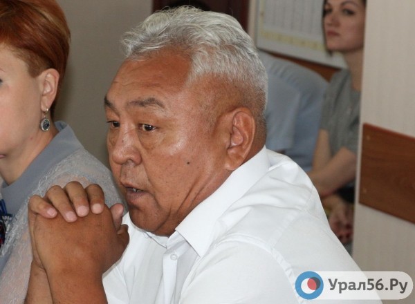 
Как должны выплачиваться пособия детям, потерявшим родителей? Бывший депутат Орского горсовета выиграл суд у Пенсионного фонда		