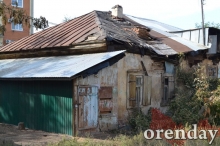 Пожарные спасали административные здания, а не наши дома: погорельцы - о пожаре в центре Оренбурга Пожарные спасали административные здания, а не наши дома: погорельцы - о пожаре в центре Оренбурга