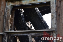 Пожарные спасали административные здания, а не наши дома: погорельцы - о пожаре в центре Оренбурга Пожарные спасали административные здания, а не наши дома: погорельцы - о пожаре в центре Оренбурга