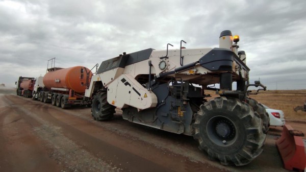 На ул. Автодромной Оренбурга продолжается ремонт дороги На ул. Автодромной Оренбурга продолжается ремонт дороги