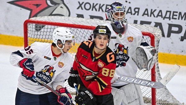 Второй матч в Омске Второй матч в Омске