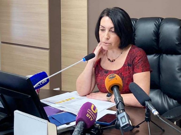 Татьяна Савинова: Амбулаторные пациенты с ковидом ходят в магазины Татьяна Савинова: Амбулаторные пациенты с ковидом ходят в магазины