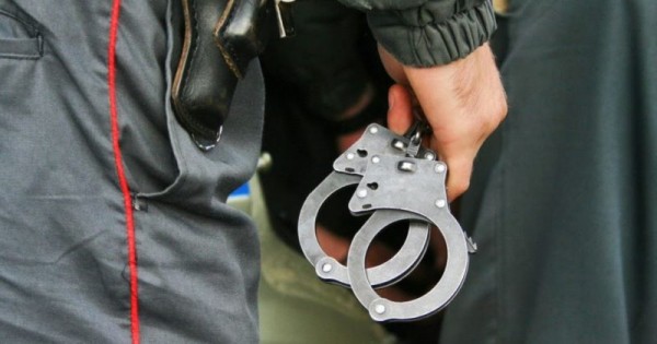 Студента из Бузулука подозревают в хищении огнестрельного оружия Студента из Бузулука подозревают в хищении огнестрельного оружия