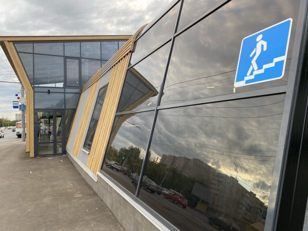 В Оренбурге из подземного перехода сделали минирынок. Он уже заработал