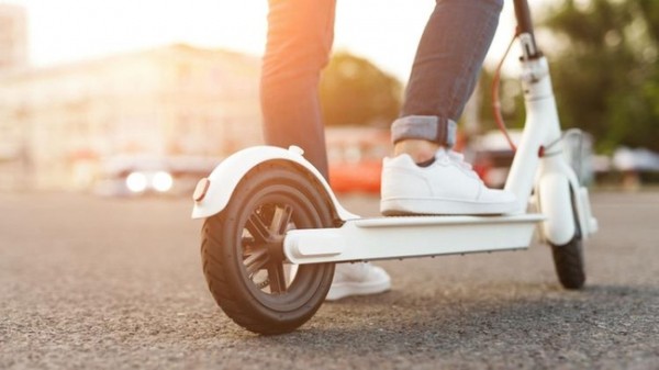 Транспорт головной боли: в Оренбуржье в ДТП с самокатами пострадали восемь человек