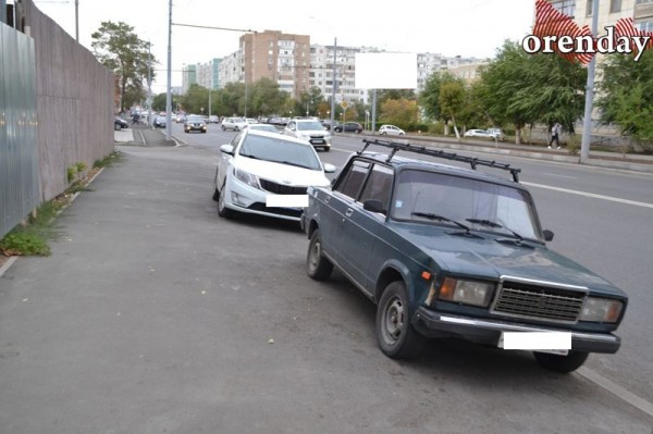 В Оренбурге есть тротуар, который стороной обходят пешеходы
