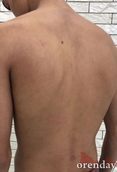 В Оренбурге полицейские, ставившие 18-летнего парня в позу звезды, отправлены под домашний арест