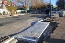 40 дней до сдачи: оренбуржцев не устраивает ремонт улиц Володарского и Постникова 40 дней до сдачи: оренбуржцев не устраивает ремонт улиц Володарского и Постникова