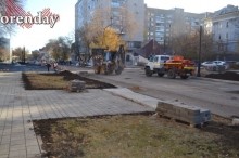40 дней до сдачи: оренбуржцев не устраивает ремонт улиц Володарского и Постникова