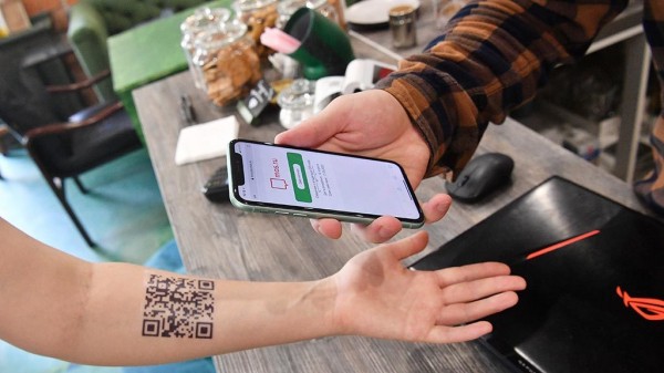 Игорь Комиссарчик: Как болтология сломала систему