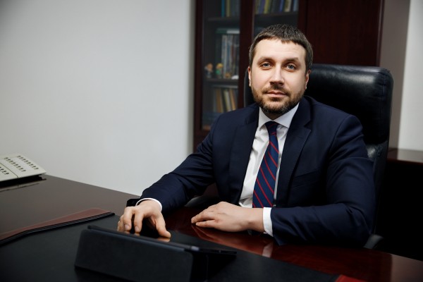 Глава региональной Минцифры Денис Толпейкин рассказал о запуске QR-кодов в Оренбуржье