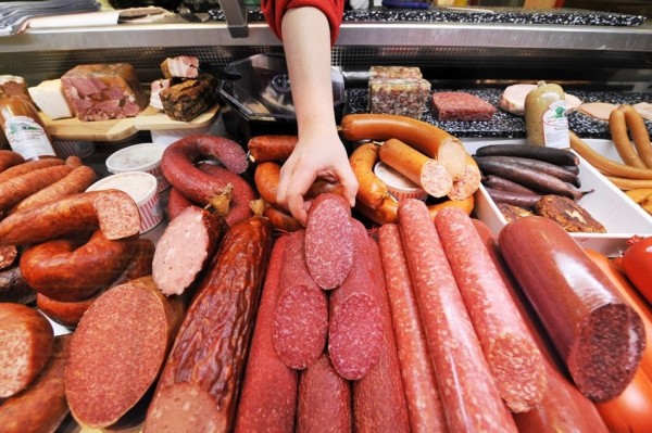 Колбаса за суррогат. В оренбургской торговой сети запустили соцпроект против контрафакта