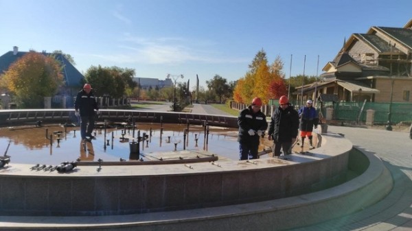 В Оренбурге в спящий режим уходят фонтаны В Оренбурге в спящий режим уходят фонтаны