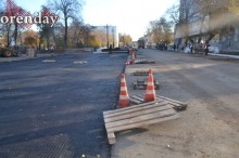 40 дней до сдачи: оренбуржцев не устраивает ремонт улиц Володарского и Постникова