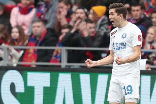 Экс-футболистом "Оренбурга" Суторминым интересуются российские ТОП-клубы