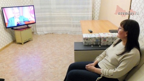 Оренбуржцев призывают провести нерабочие дни дома, дома, дома...