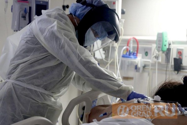 Более 3 тысяч оренбуржцев лежат с ковидом в больницах