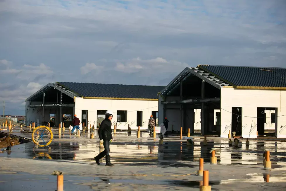 Денис Паслер проверил темпы строительства областной &laquo;инфекционки&raquo; в Оренбургском районе