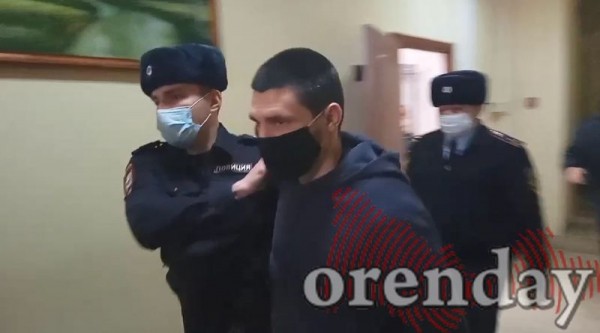 В Оренбурге начался громкий процесс по делу банды киллеров (18+)