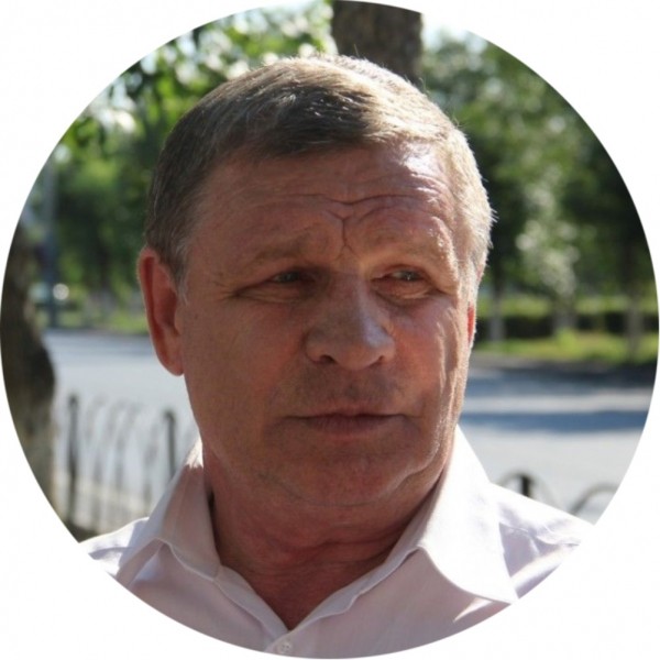 
Как выглядит часть улицы Посникова в Оренбурге после капитального ремонта? Дорогу осмотрели министр строительства и и.о. главы города        