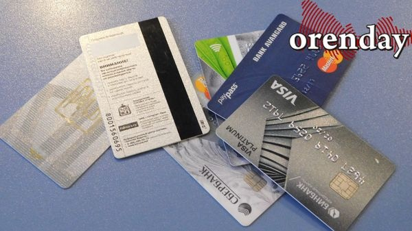 Орчанка подарила лжебанкиру более 770 000 рублей