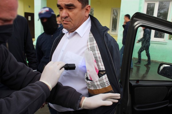 Экс-глава Светлинского района Виктор Тараканов приговорен к штрафу за взятку