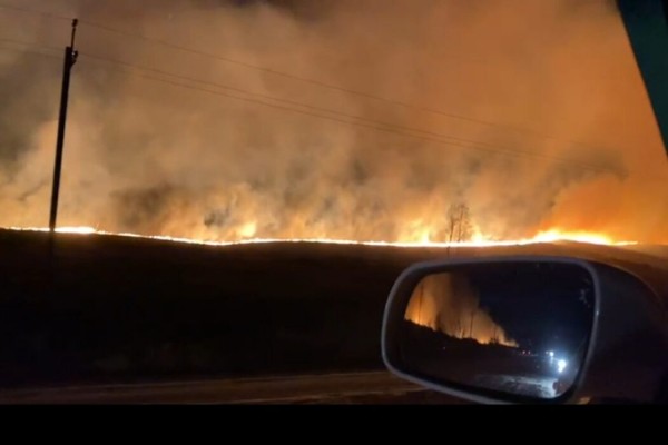 Крупный степной пожар разыгрался на окраине Абдулино