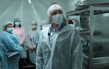 Сергей Салмин продегустировал блюда из школьного меню