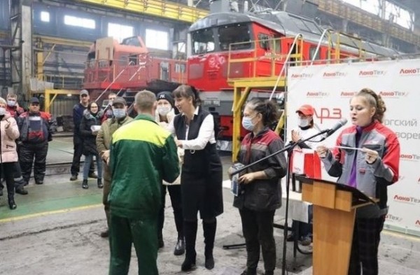 В Оренбурге невакцинированных заводчан с 1 декабря планируют отстранить от работы В Оренбурге невакцинированных заводчан с 1 декабря планируют отстранить от работы