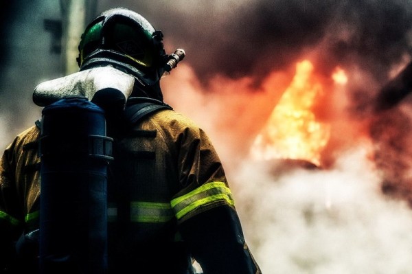 В селе Городище под Оренбургом на пожаре погибла женщина В селе Городище под Оренбургом на пожаре погибла женщина