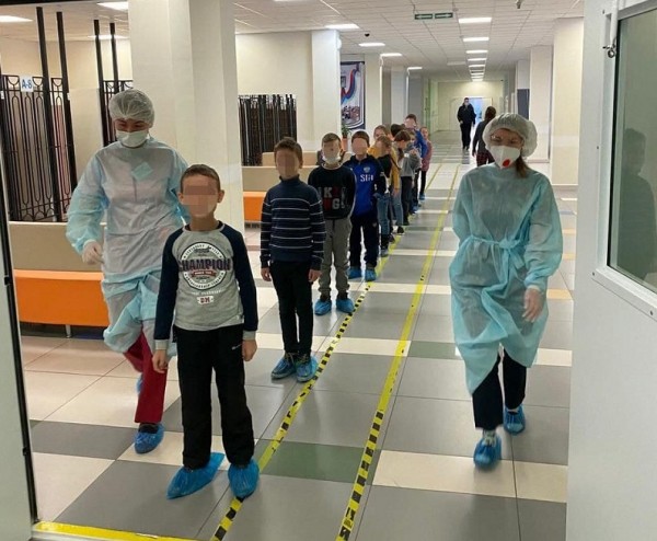 В Оренбуржье ПЦР-тестирование уже прошли более 3400 школьников В Оренбуржье ПЦР-тестирование уже прошли более 3400 школьников