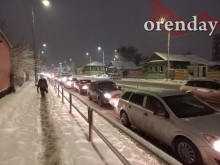 Средняя скорость движения по Оренбургу снизилась как у водителей, так и пешеходов