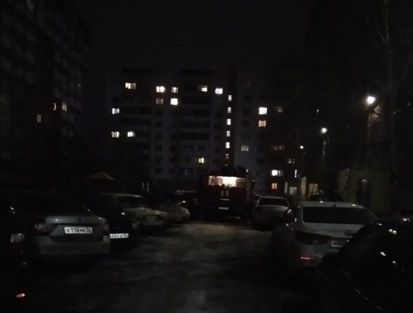 В Оренбурге из горящей многоэтажки вывели девять человек