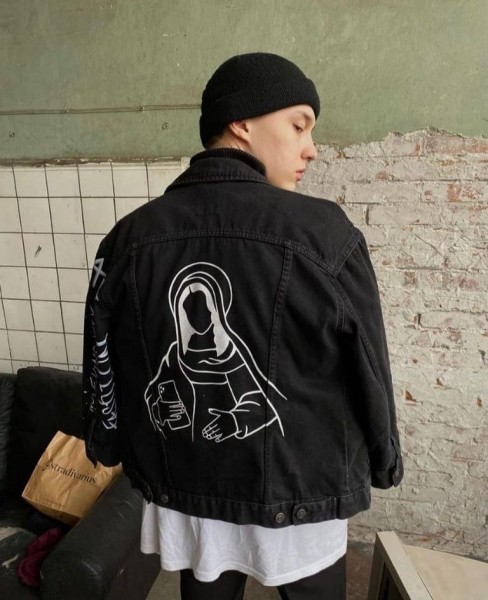 Домашний дизайнер: как создавать новые вещи своими руками
Домашний дизайнер: как создавать новые вещи своими руками