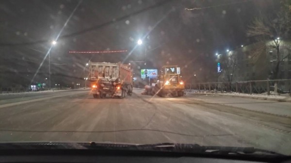 Орская трасса открыта, но ездить на Сару не рекомендуют: оперштаб поручил расчистить дороги к утру