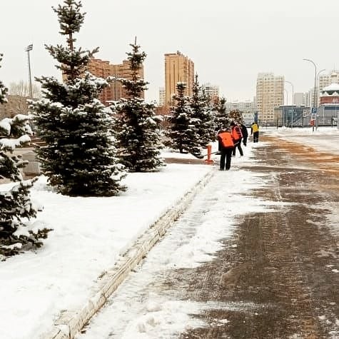 В ночь с 22 на 23 декабря с улиц Оренбурга вывезено 3,5 тысячи кубометров снега В ночь с 22 на 23 декабря с улиц Оренбурга вывезено 3,5 тысячи кубометров снега