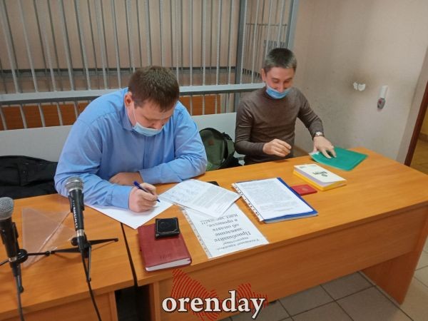 У главного судмедэксперта Оренбуржья Громова дома нашли целый арсенал оружия